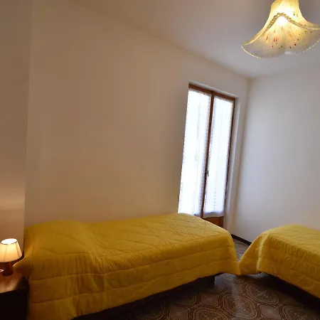 Dom wakacyjny Spacious Retreat In Cannero