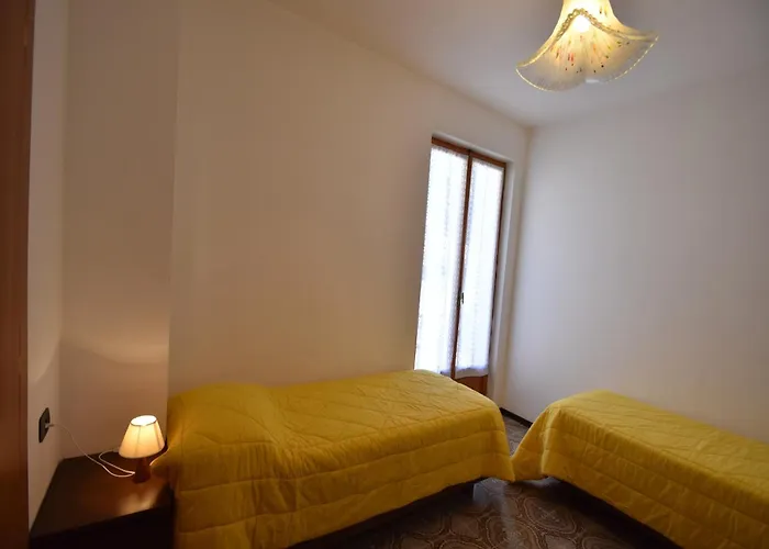 Vakantiehuis Village Apartment in Cannero Riviera hinterland with views *