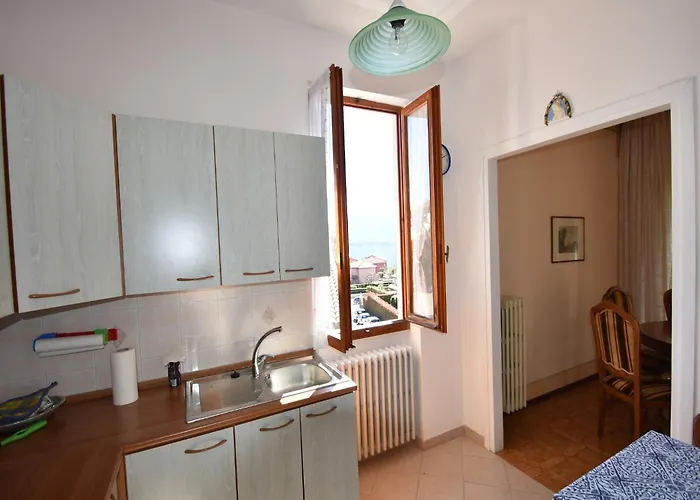 Vakantiehuis Village Apartment in Cannero Riviera hinterland with views